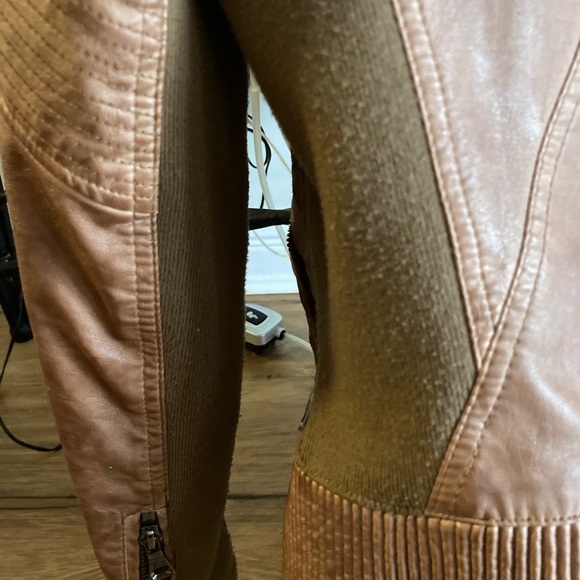 Guess leather jacket - Picture 4 of 11